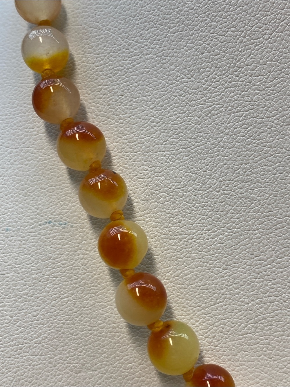 Honey Agate Beaded Necklace 20 inch hand knotted Aprilsplace - Picture 3 of 4
